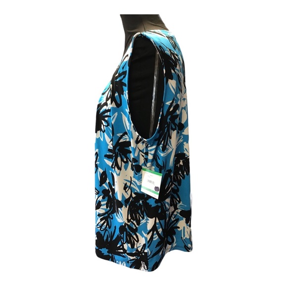 Kasper Sleeveless Shirt - Picture 2 of 7